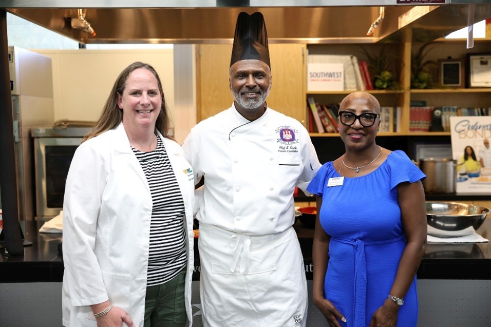 From left, Shelley Miller, nurse practitioner at UTHSC; Chef Steven Leake, culinary arts program coordinator; and Anne Buchanan, project director for Saluqi Cares.